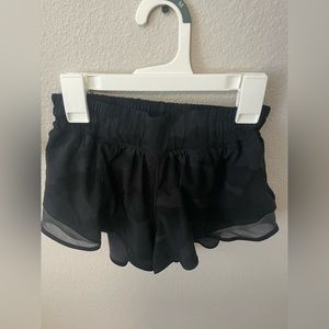 camo hottie hots size 4